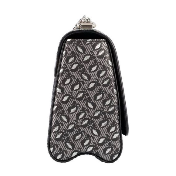 ✨💎LIMITED EDITION💎✨ LOUIS VUITTON FLORAL TWIST MM WITH DUSTBAG AND GIFT. - Picture 9 of 10